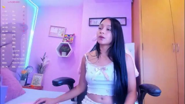 Image 8 of emma_anturin Stream on Chaturbate on 11 days ago