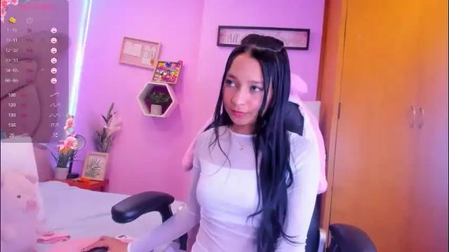 Image 7 of emma_anturin Stream on Chaturbate on 5 days ago