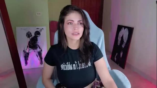 Image 7 of emma_blanco Stream on Chaturbate on 2 days ago