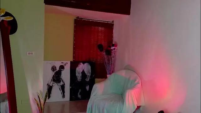 Image 11 of emma_blanco Stream on Chaturbate on 1 month ago