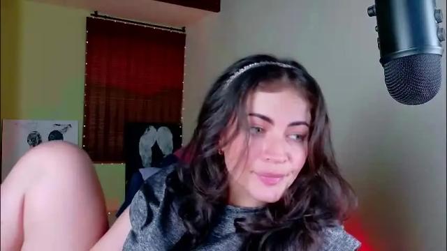 Image 12 of emma_blanco Stream on Chaturbate on 1 month ago