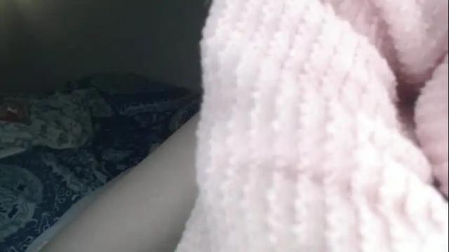 Image 11 of emma_bloom24 Stream on Chaturbate on 7 months ago