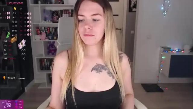 Image 7 of emma_bryan Stream on Chaturbate on 2 months ago