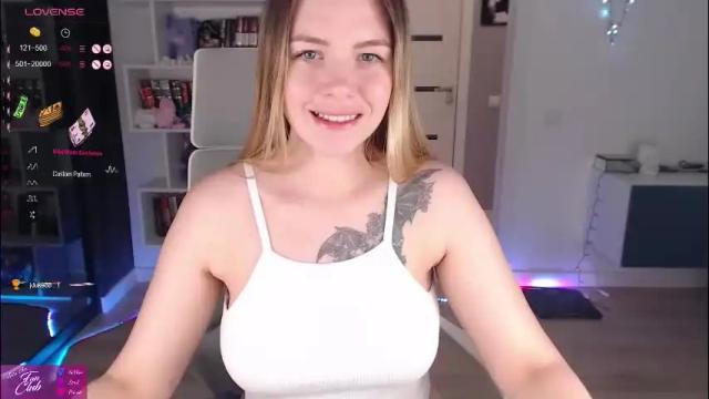 Image 3 of emma_bryan Stream on Chaturbate on 2 months ago