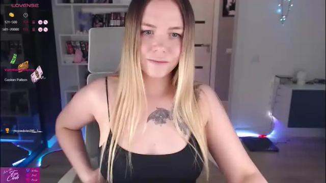 Image 6 of emma_bryan Stream on Chaturbate on 1 month ago