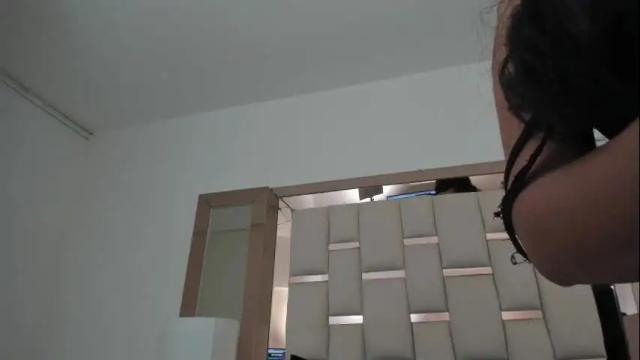 Image 8 of emma_castilloo Stream on Chaturbate on 1 month ago