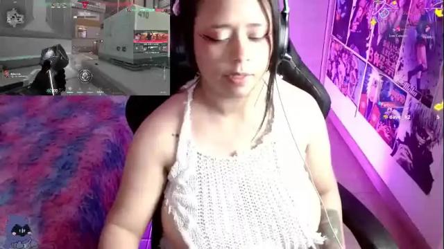Image 12 of emma_chan19 Stream on Chaturbate on 5 months ago