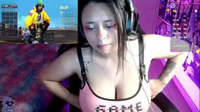 Image 12 of emma_chan19 Stream on Chaturbate on 4 months ago