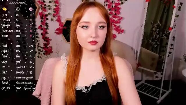Image 7 of emma_chery Stream on Chaturbate on 1 month ago