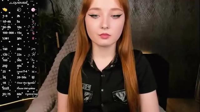 Image 12 of emma_chery Stream on Chaturbate on 1 month ago