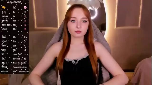 Image 12 of emma_chery Stream on Chaturbate on 1 month ago