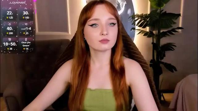 Image 4 of emma_chery Stream on Chaturbate on 2 months ago