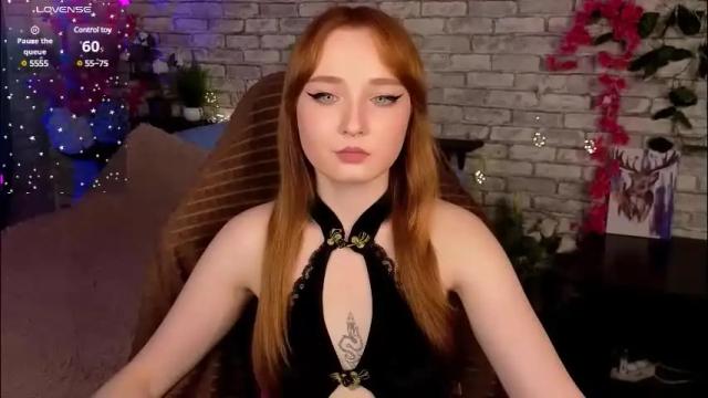 Image 8 of emma_chery Stream on Chaturbate on 2 months ago