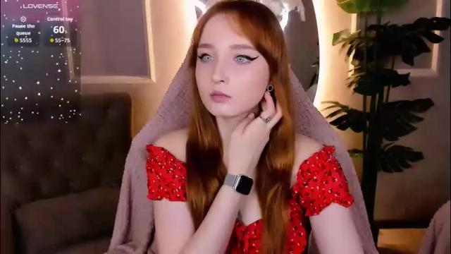 Image 8 of emma_chery Stream on Chaturbate on 2 months ago