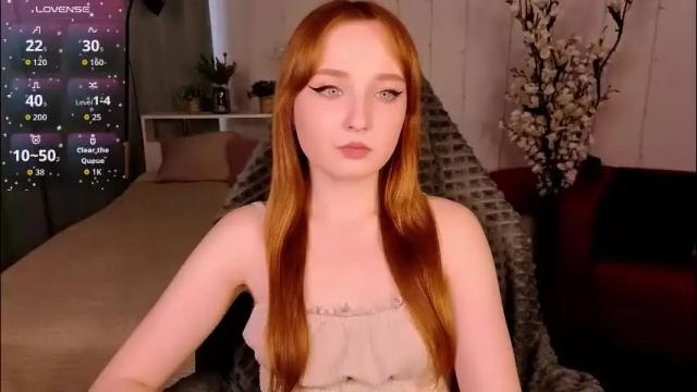 Image 4 of emma_chery Stream on Chaturbate on 2 months ago