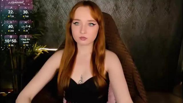 Image 7 of emma_chery Stream on Chaturbate on 1 month ago