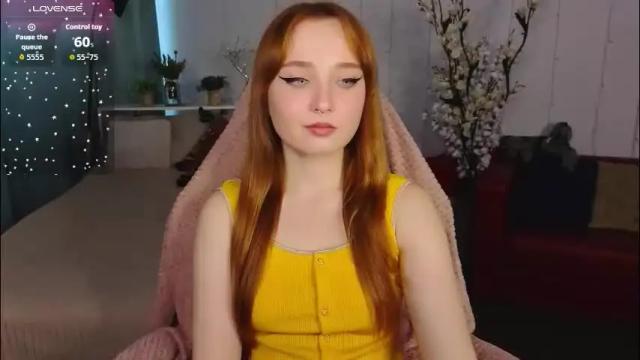 Image 10 of emma_chery Stream on Chaturbate on 1 month ago