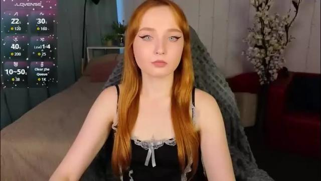 Image 8 of emma_chery Stream on Chaturbate on 1 month ago