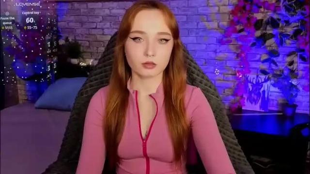Image 7 of emma_chery Stream on Chaturbate on 1 month ago