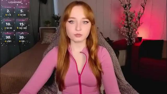 Image 4 of emma_chery Stream on Chaturbate on 1 month ago