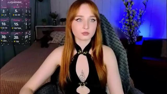 Image 12 of emma_chery Stream on Chaturbate on 29 days ago