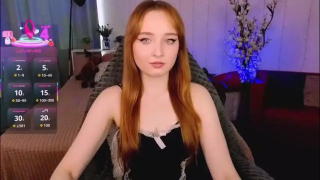Image 11 of emma_chery Stream on Chaturbate on 27 days ago