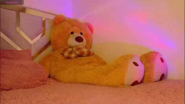 Thumbnail 3, emma_clive's Stream at Chaturbate, 1 month ago