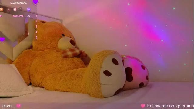 Image 10 of emma_clive Stream on Chaturbate on 1 month ago