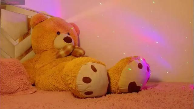 Thumbnail 3, emma_clive's Stream at Chaturbate, 1 month ago
