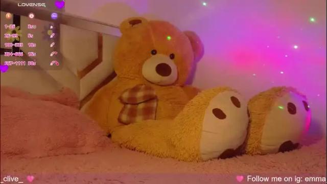 Image 7 of emma_clive Stream on Chaturbate on 27 days ago