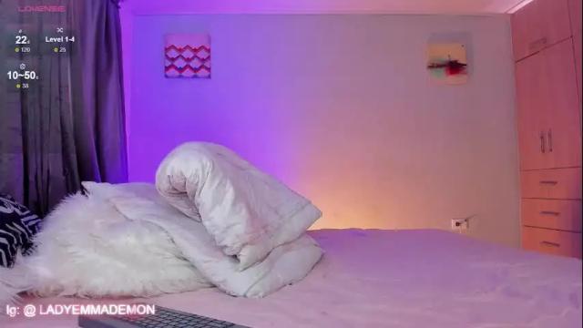 Image 7 of emma_demonn Stream on Chaturbate on 1 month ago