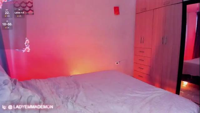 Image 11 of emma_demonn Stream on Chaturbate on 11 days ago