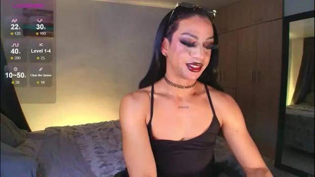 Image 3 of emma_demonn Stream on Chaturbate on 2 months ago
