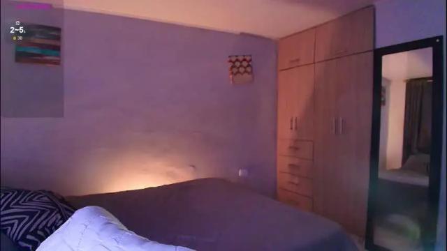 Image 4 of emma_demonn Stream on Chaturbate on 1 month ago