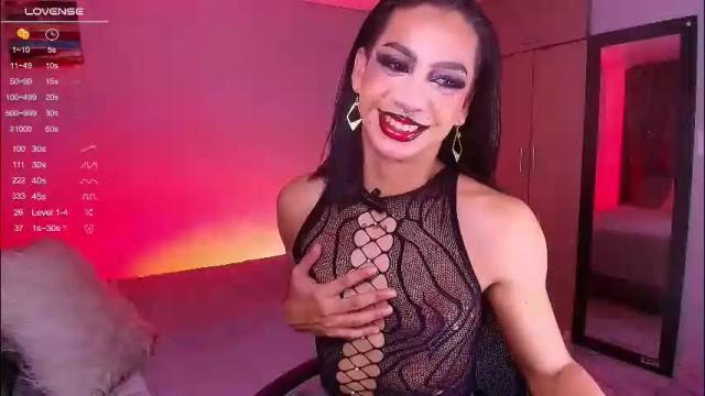 Image 10 of emma_demonn Stream on Chaturbate on 2 months ago