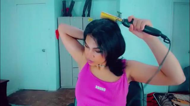 Image 6 of emma_diva Stream on Chaturbate on 3 months ago