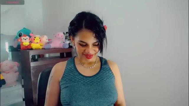 Image 10 of emma_diva Stream on Chaturbate on 2 months ago
