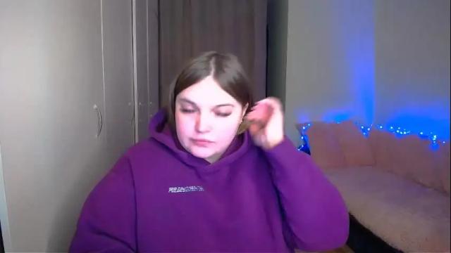 Image 3 of emma_dorn Stream on Chaturbate on 1 month ago