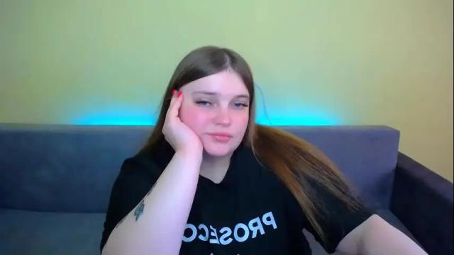 Image 6 of emma_dorn Stream on Chaturbate on 12 days ago