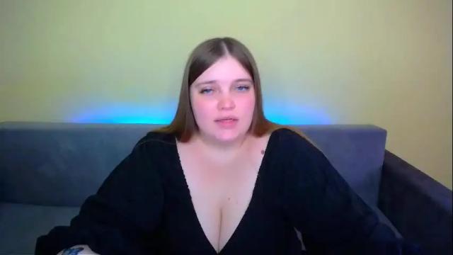 Image 7 of emma_dorn Stream on Chaturbate on 6 days ago
