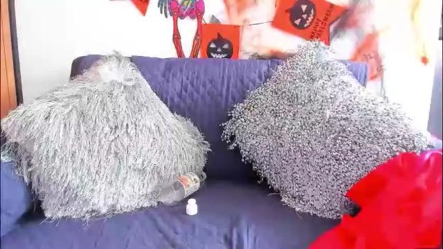 Image 3 of emma_eva1 Stream on Chaturbate on 3 days ago