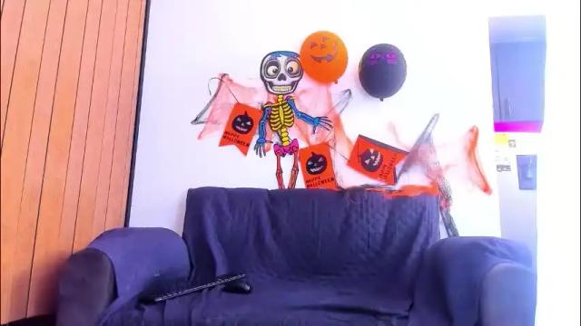 Image 2 of emma_eva1 Stream on Chaturbate on 2 days ago
