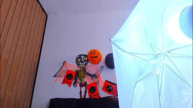 Image 3 of emma_eva1 Stream on Chaturbate on 2 days ago