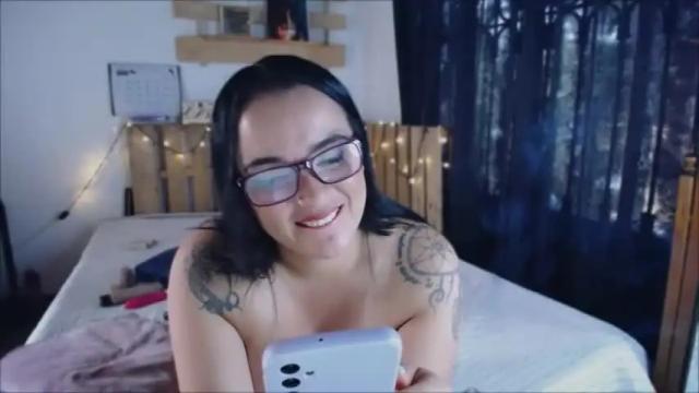 Image 3 of emma_evans07 Stream on Chaturbate on 16 months ago