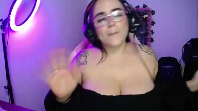 Thumbnail 1, emma_evans07's Stream at Chaturbate, 1 month ago