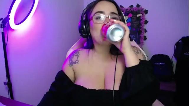 Image 3 of emma_evans07 Stream on Chaturbate on 1 month ago