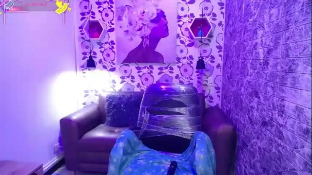 Image 8 of emma_garciaa_ Stream on Chaturbate on 6 months ago