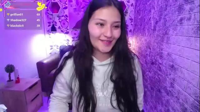 Image 4 of emma_garciaa_ Stream on Chaturbate on 1 month ago