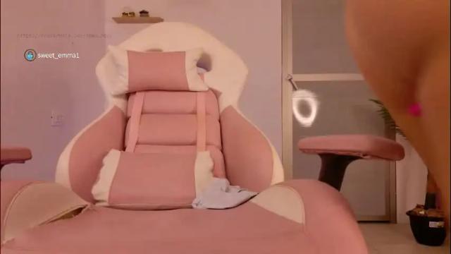 Image 4 of emma_hg1 Stream on Chaturbate on 1 month ago