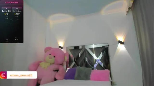 Image 2 of emma_jamess Stream on Chaturbate on 1 month ago